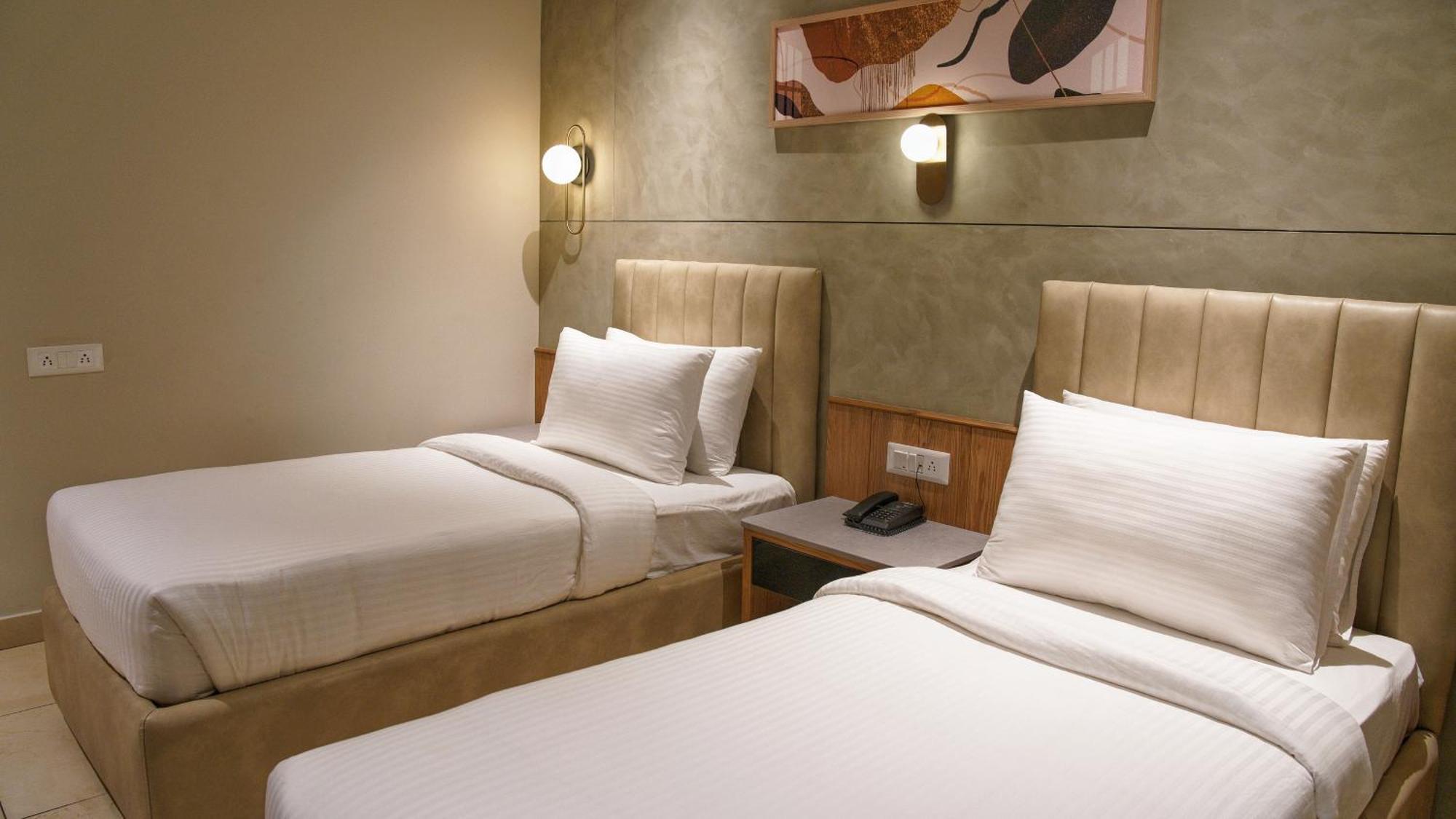 העיר בנגלור Olive Hotel Le Opera By Embassy Group מראה חיצוני תמונה