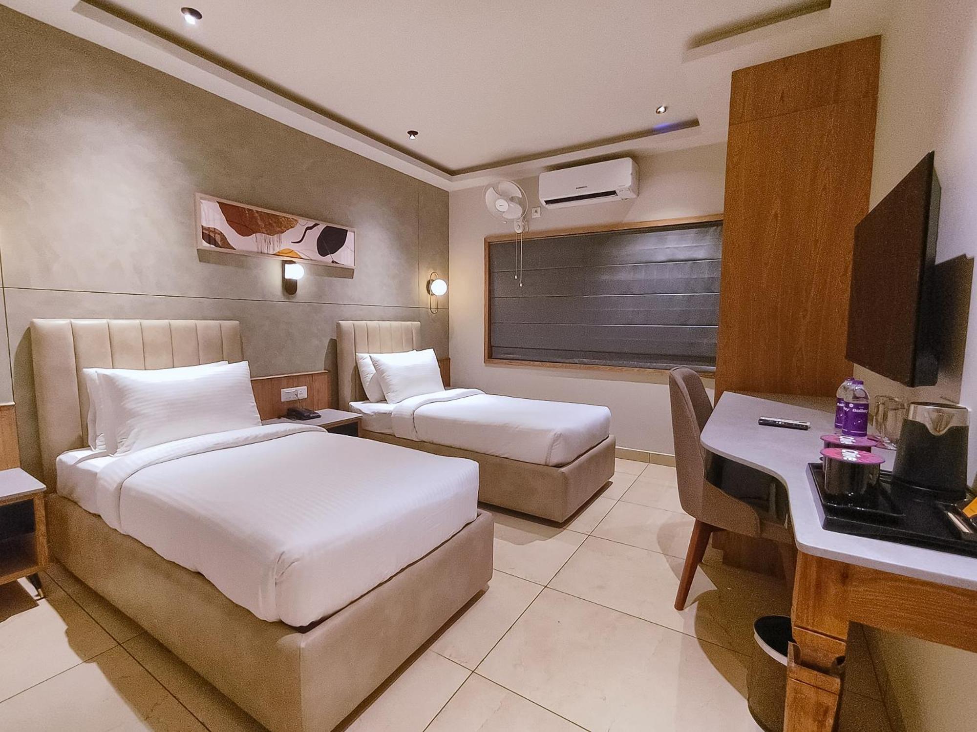 העיר בנגלור Olive Hotel Le Opera By Embassy Group מראה חיצוני תמונה