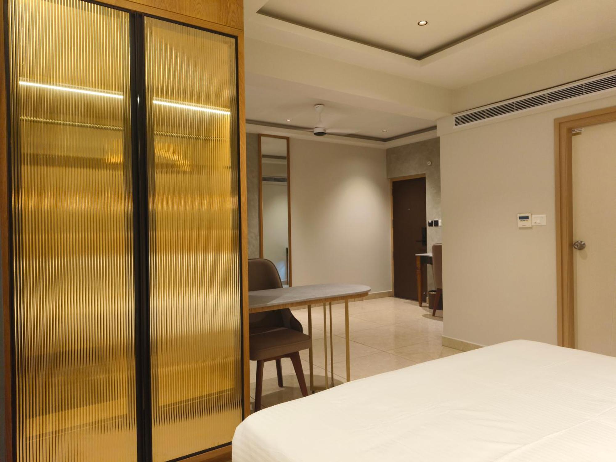 העיר בנגלור Olive Hotel Le Opera By Embassy Group מראה חיצוני תמונה