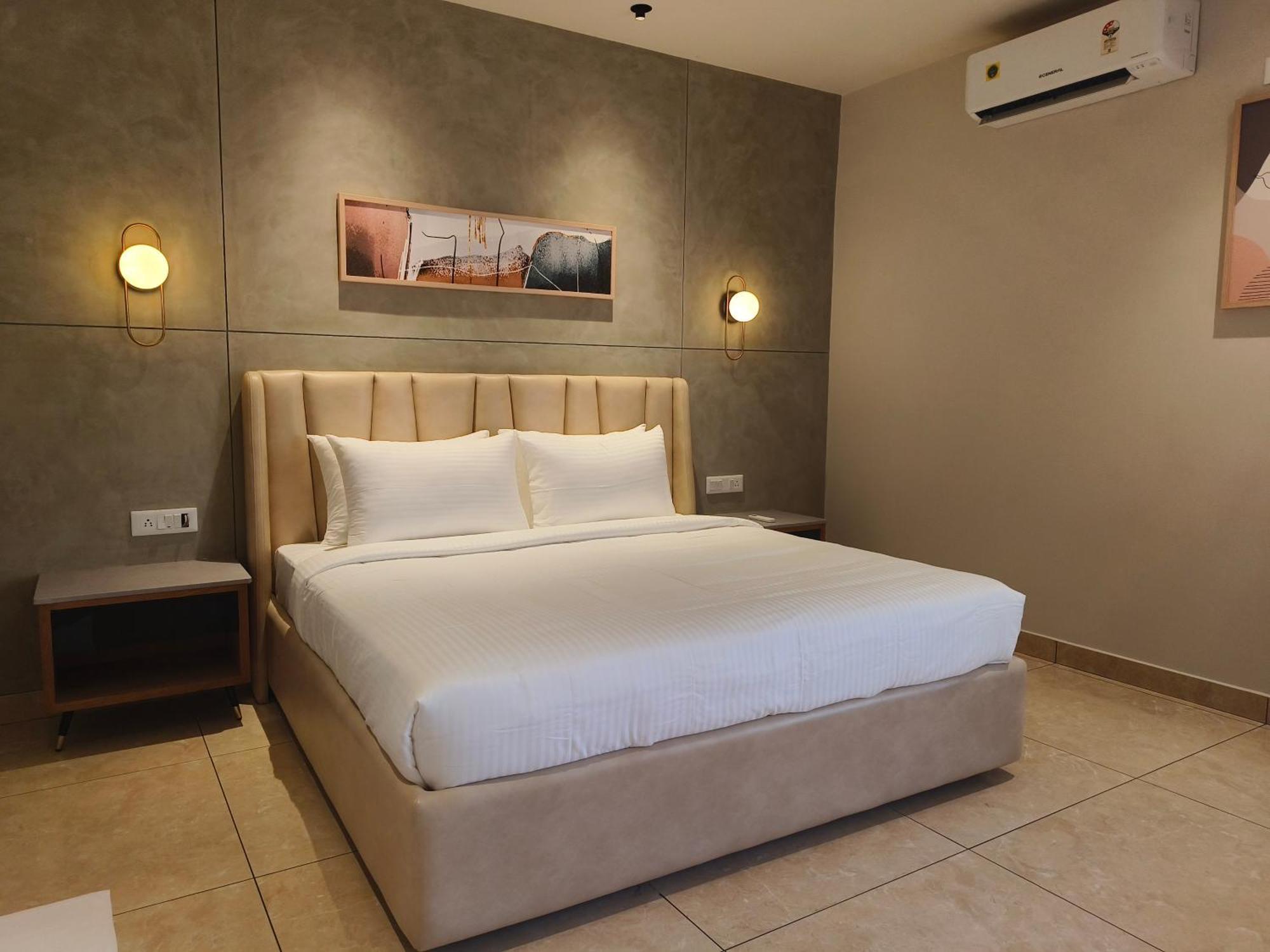 העיר בנגלור Olive Hotel Le Opera By Embassy Group מראה חיצוני תמונה