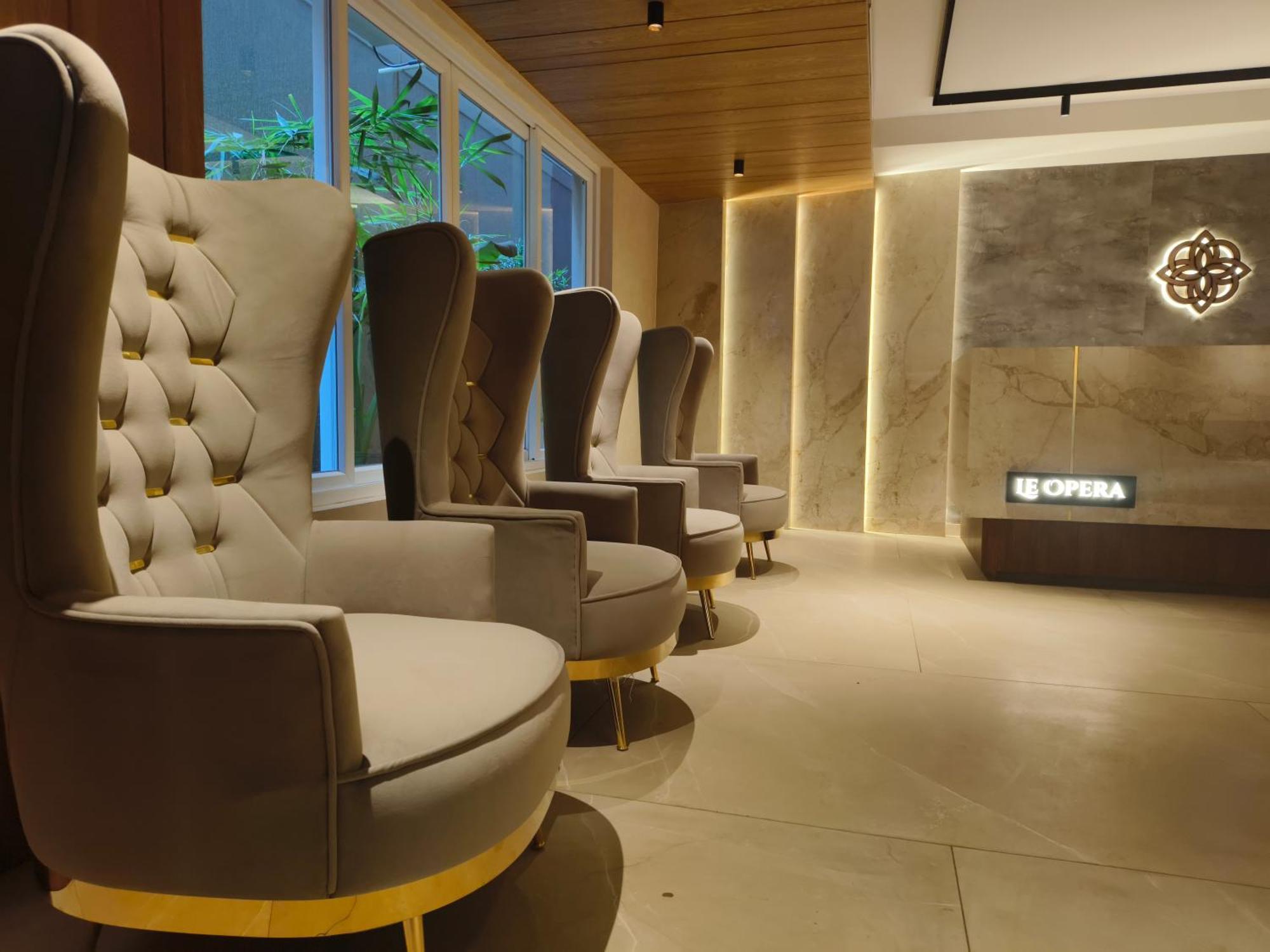 העיר בנגלור Olive Hotel Le Opera By Embassy Group מראה חיצוני תמונה